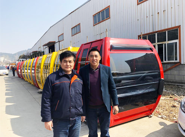 朝陽(yáng)戶外纜車零部件客戶合影
